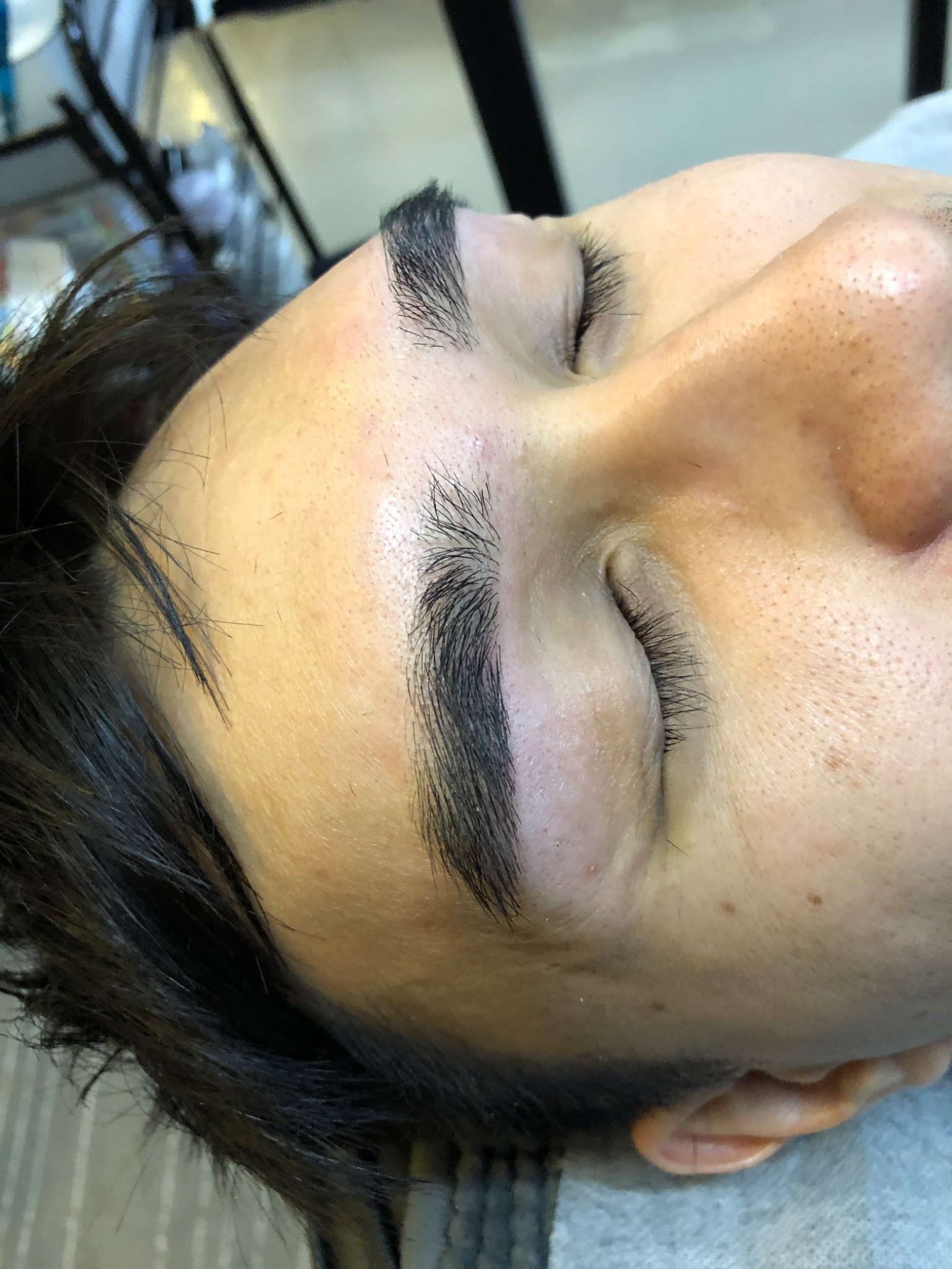 男士修眉後的眉型